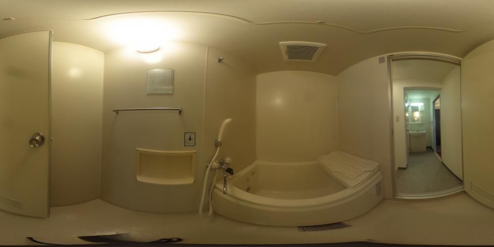 �o�X���[��