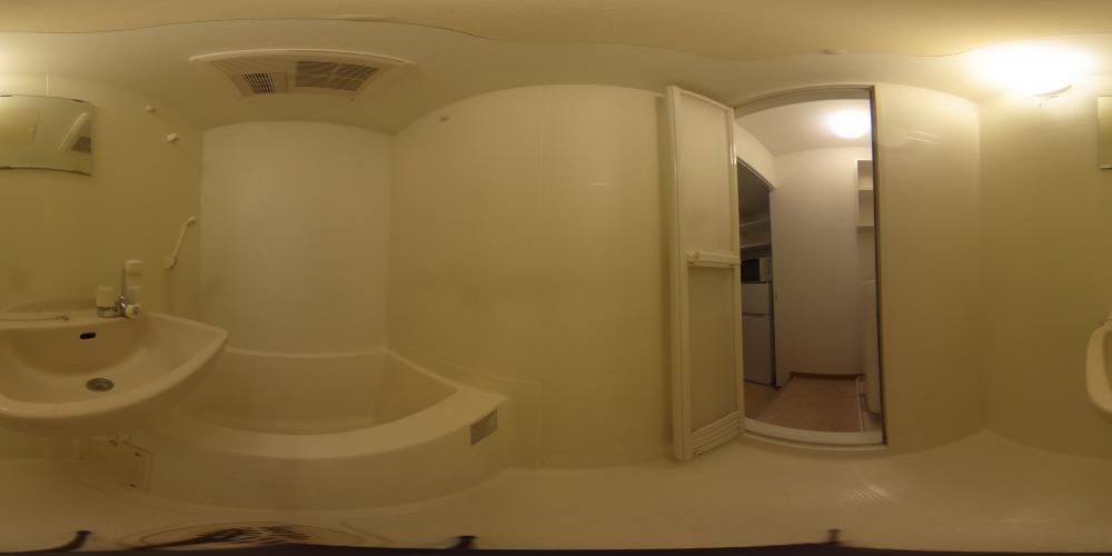 �o�X���[��