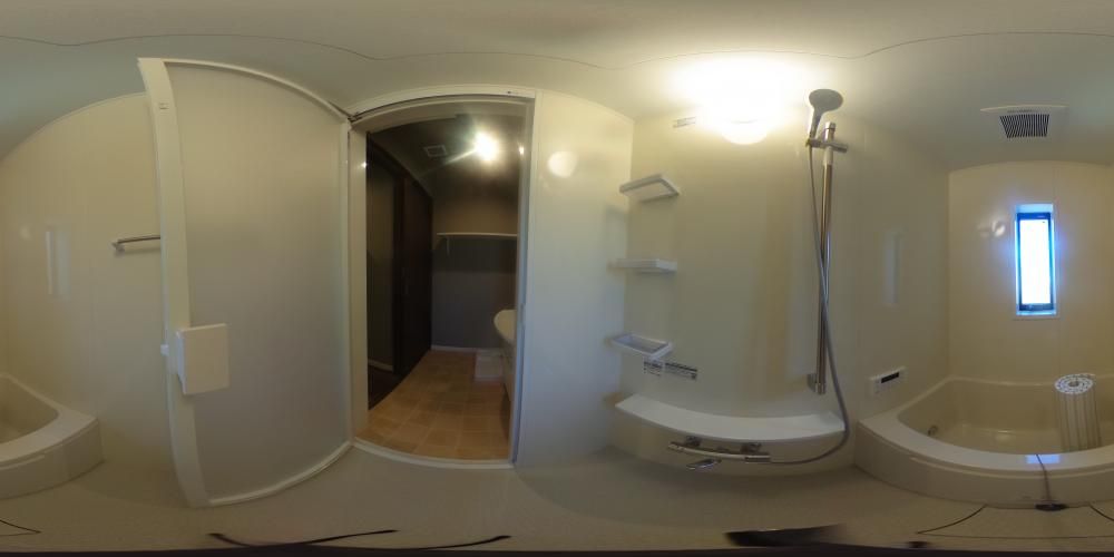 �o�X���[��