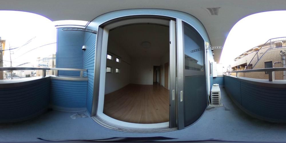 �o���R�j�[