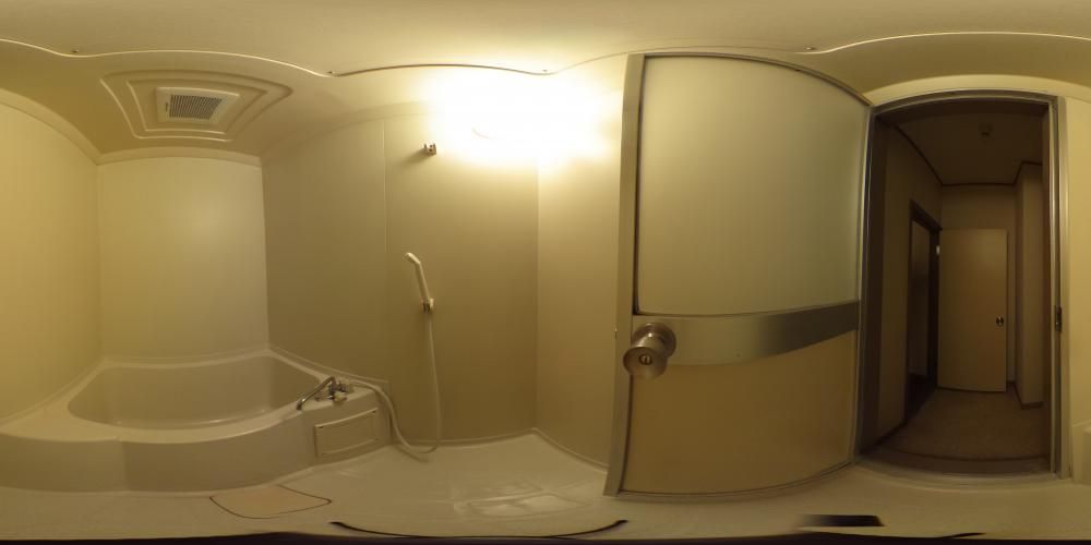 �o�X���[��